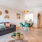 Our House In Clube Apartament