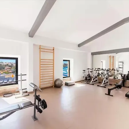 Our House In Clube Apartamento