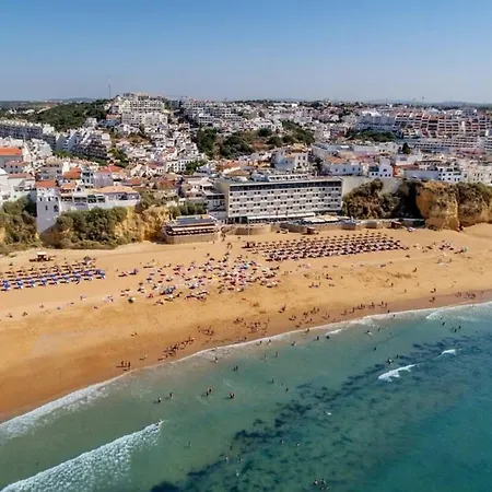 Our House In Clube Apartamento